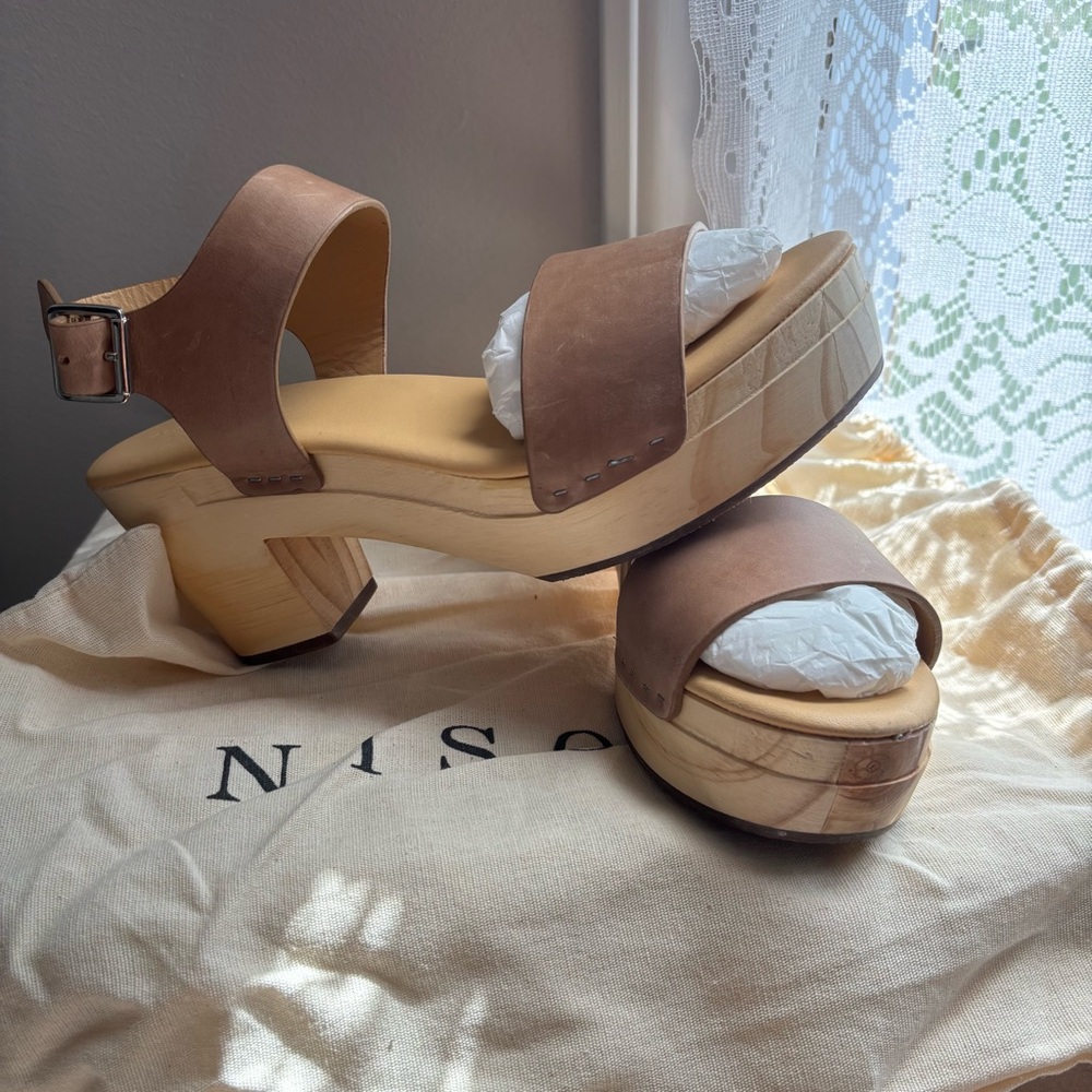 Nisolo Women's All-Day Open Toe Clog